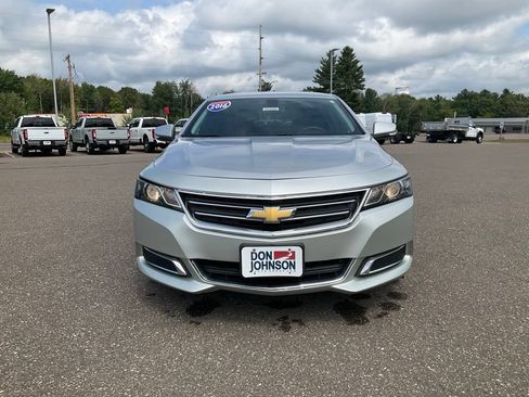 Used 2016 Chevrolet Impala LT w/ Convenience Package FWD image 28