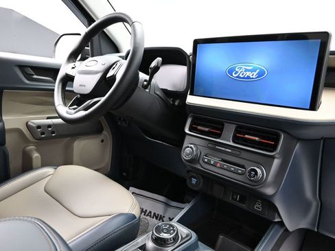 New 2026 Ford Maverick Lariat AWD/4WD image 16