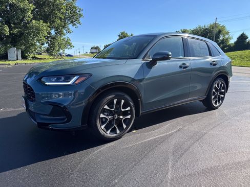 New 2026 Honda HR-V EX-L image 2