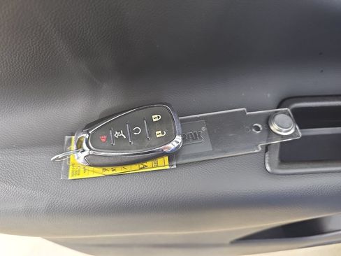 Used 2024 Chevrolet Equinox LT AWD/4WD image 41