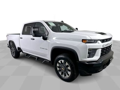 Used 2023 Chevrolet Silverado 2500 Custom w/ Custom Value Package AWD/4WD image 2
