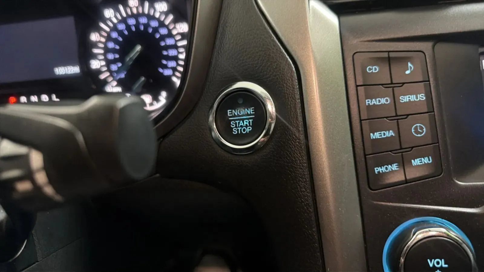 Used 2017 Ford Fusion SE w/ Equipment Group 201A FWD image 15