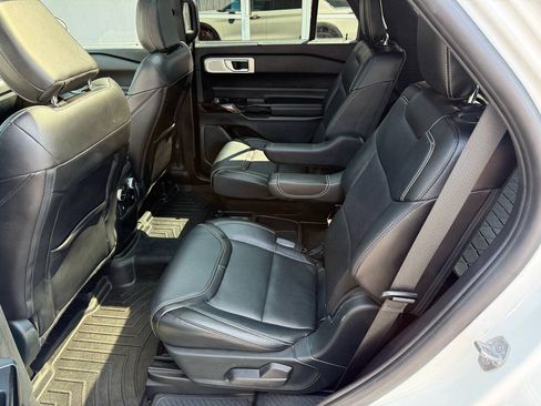 Used 2021 Ford Explorer ST w/ Equipment Group 401A AWD/4WD image 17