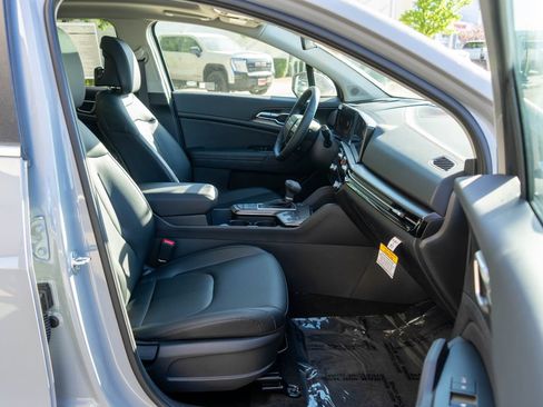 New 2026 Kia Sportage EX w/ EX Panorama Roof Package AWD/4WD image 10