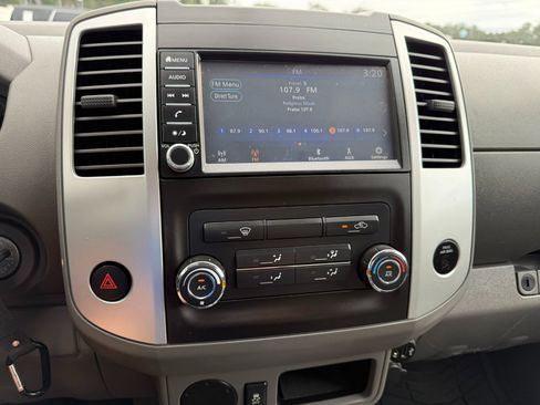 Used 2019 Nissan Frontier S image 31