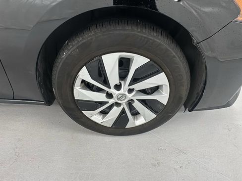 Used 2024 Nissan Altima 2.5 S image 9