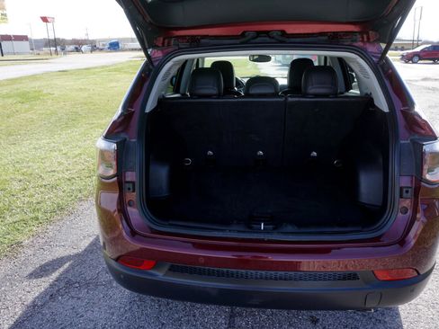 Used 2021 Jeep Compass Limited image 22