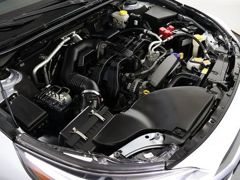 Used 2024 Subaru Outback Premium AWD/4WD image 33