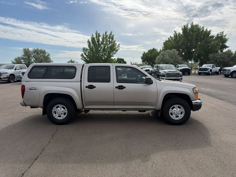 Used 2006 GMC Canyon SLE AWD/4WD image 6