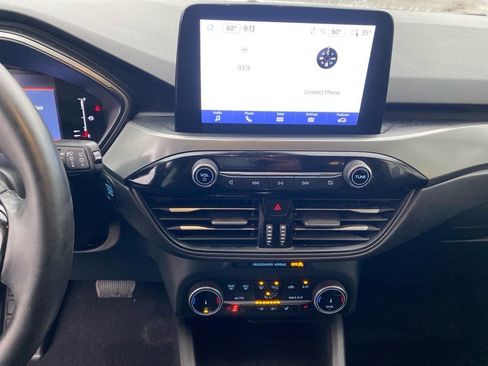 Used 2023 Ford Escape Active image 11