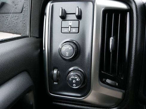 Used 2018 Chevrolet Silverado 1500 LT w/ All Star Edition AWD/4WD image 28