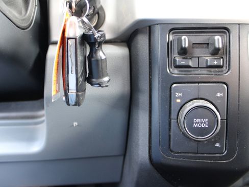 Used 2024 Ford F250 XLT image 22