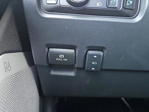 Used 2025 Ford F250 Platinum w/ Tremor Off-Road Package image 17