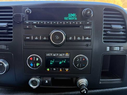 Used 2008 Chevrolet Silverado 1500 LT w/ Power Pack Plus image 19