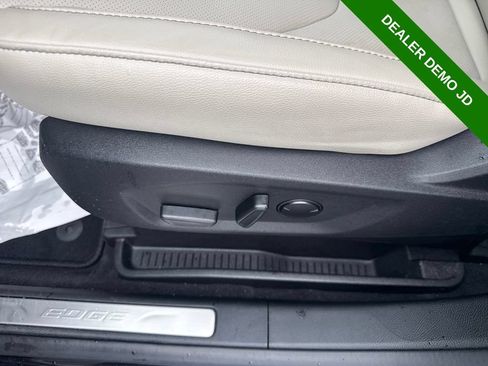 Used 2024 Ford Edge Titanium w/ Equipment Group 301A AWD/4WD image 27