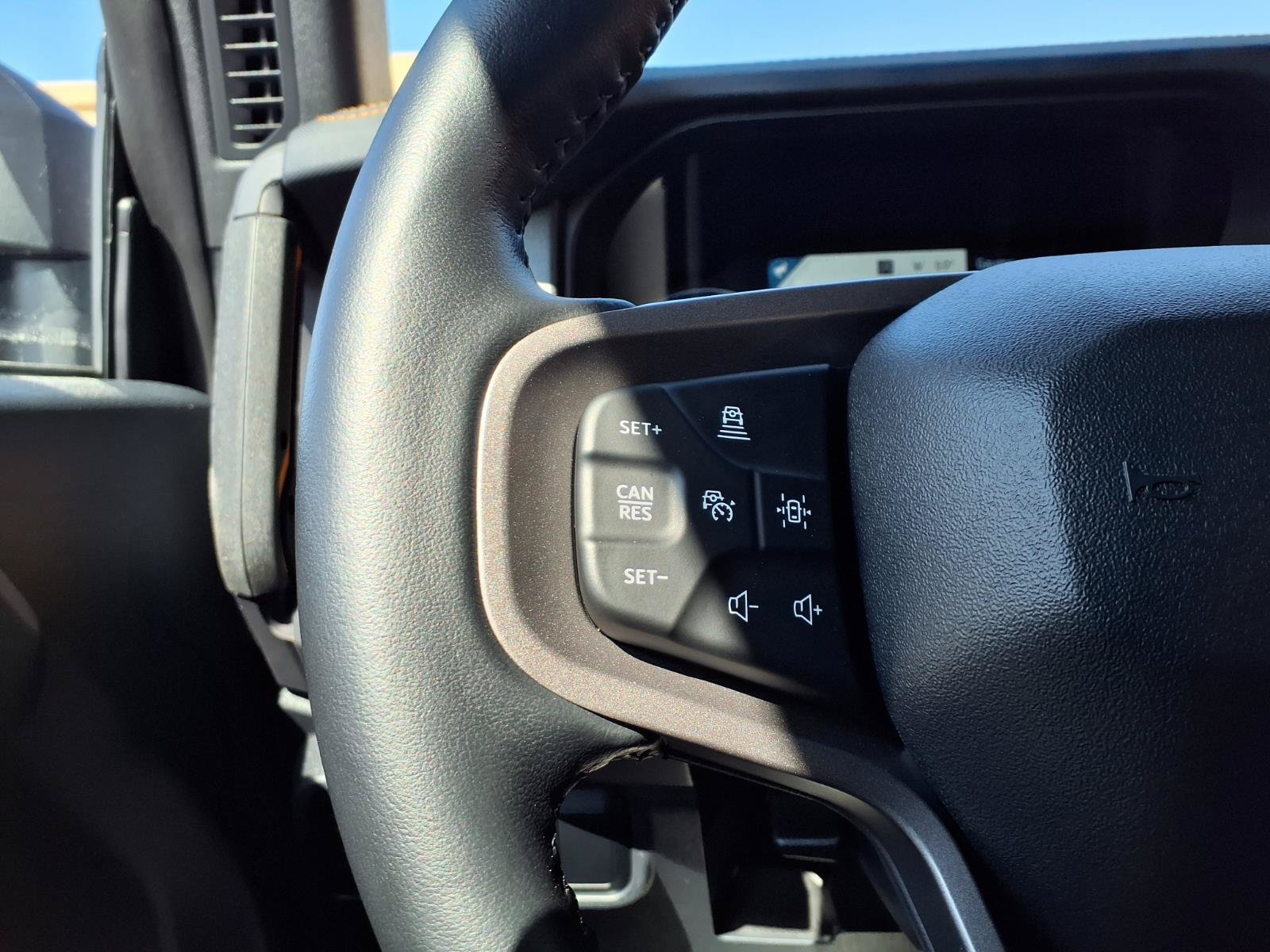 Used 2024 Ford Bronco Badlands AWD/4WD image 9