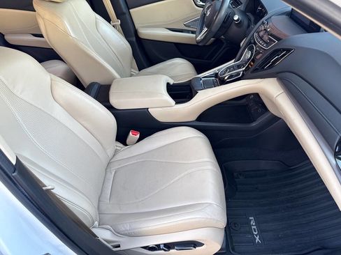 Used 2020 Acura RDX FWD w/ Technology Package image 12