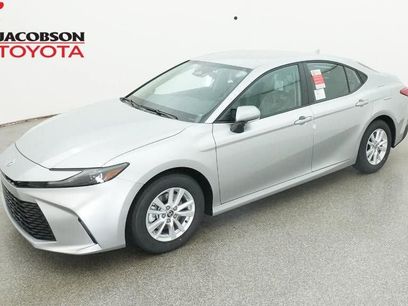 New 2026 Toyota Camry LE w/ Convenience Package