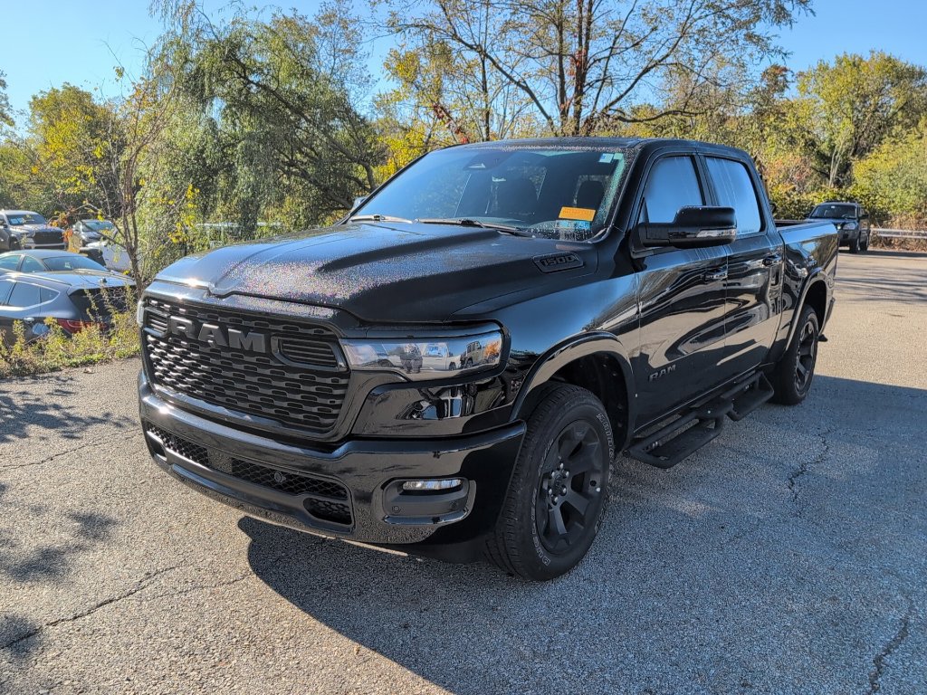 Used 2025 RAM 1500 Big Horn AWD/4WD image 3