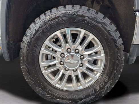 Used 2020 Chevrolet Silverado 2500 LTZ w/ LTZ Convenience Package AWD/4WD image 43