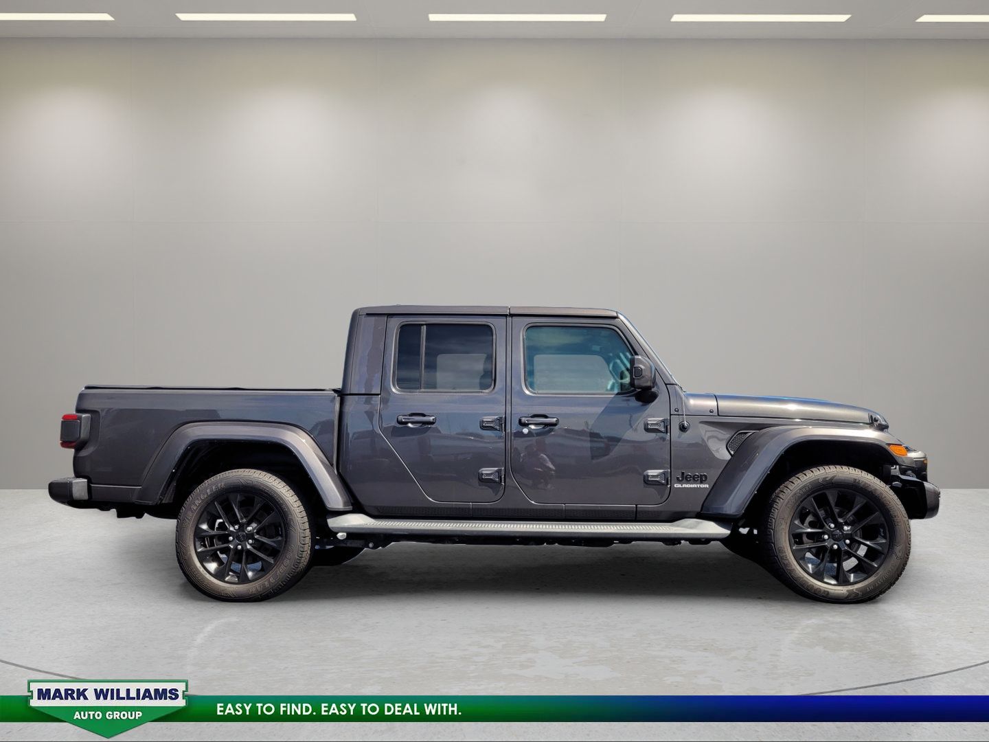 Used 2021 Jeep Gladiator Overland AWD/4WD image 2