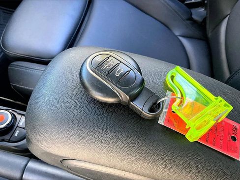 Used 2020 MINI Cooper S image 29