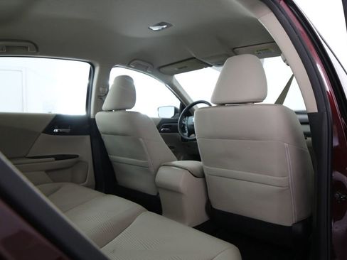 Used 2014 Honda Accord LX image 40
