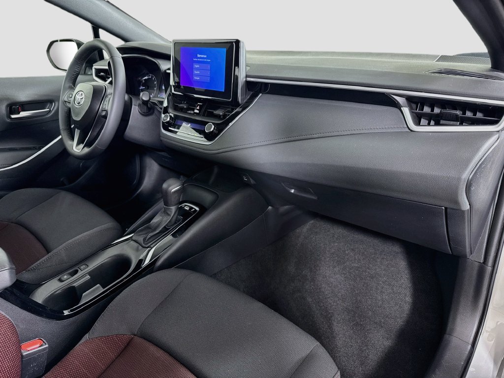 Used 2024 Toyota Corolla SE FWD image 30