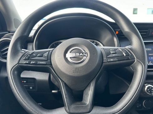 Used 2024 Nissan Kicks S image 22