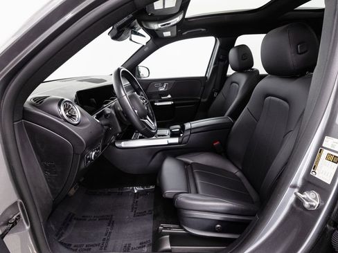 Used 2023 Mercedes-Benz GLB 250 4MATIC image 7