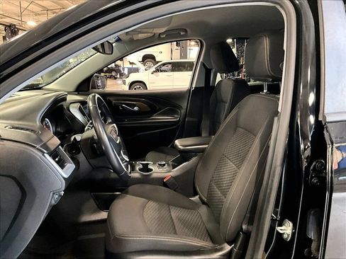 Used 2021 GMC Terrain SLE w/ Driver Convenience Package AWD/4WD image 10