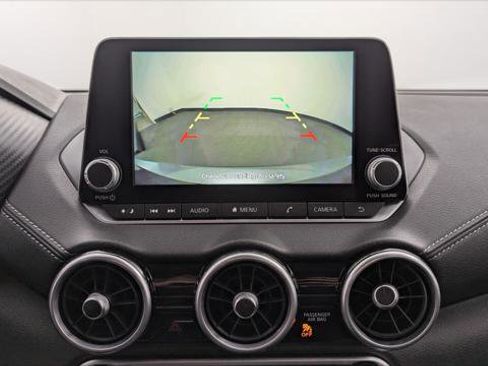 Used 2025 Nissan Sentra SV image 30