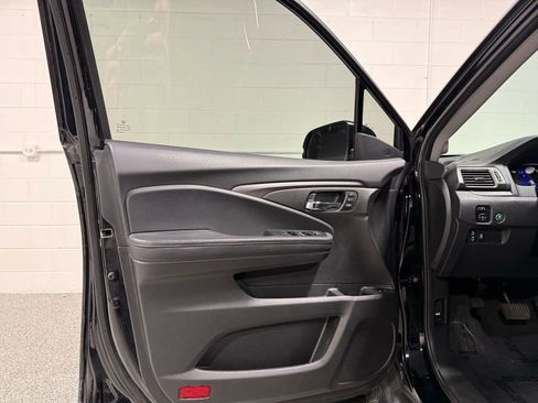 Used 2022 Honda Pilot Special Edition image 10