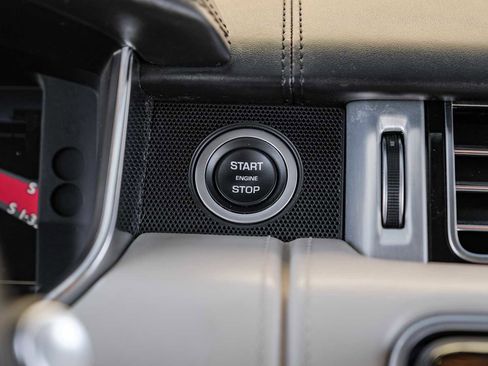 Used 2020 Land Rover Range Rover Long Wheelbase Autobiography image 22