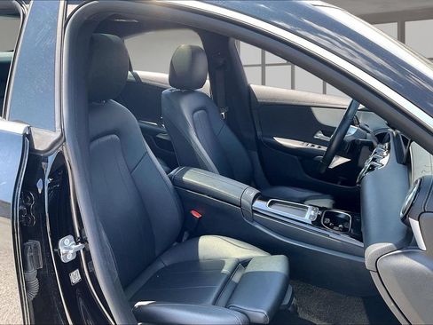 Used 2025 Mercedes-Benz CLA 250 4MATIC image 27