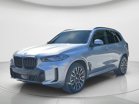 New 2026 BMW X5 xDrive50e w/ M Sport Package image 13