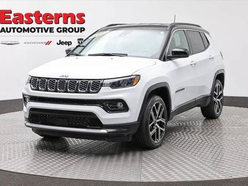 Certified 2025 Jeep Compass Limited AWD/4WD image 1