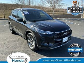 Used 2025 Ford Escape ST-Line video 1