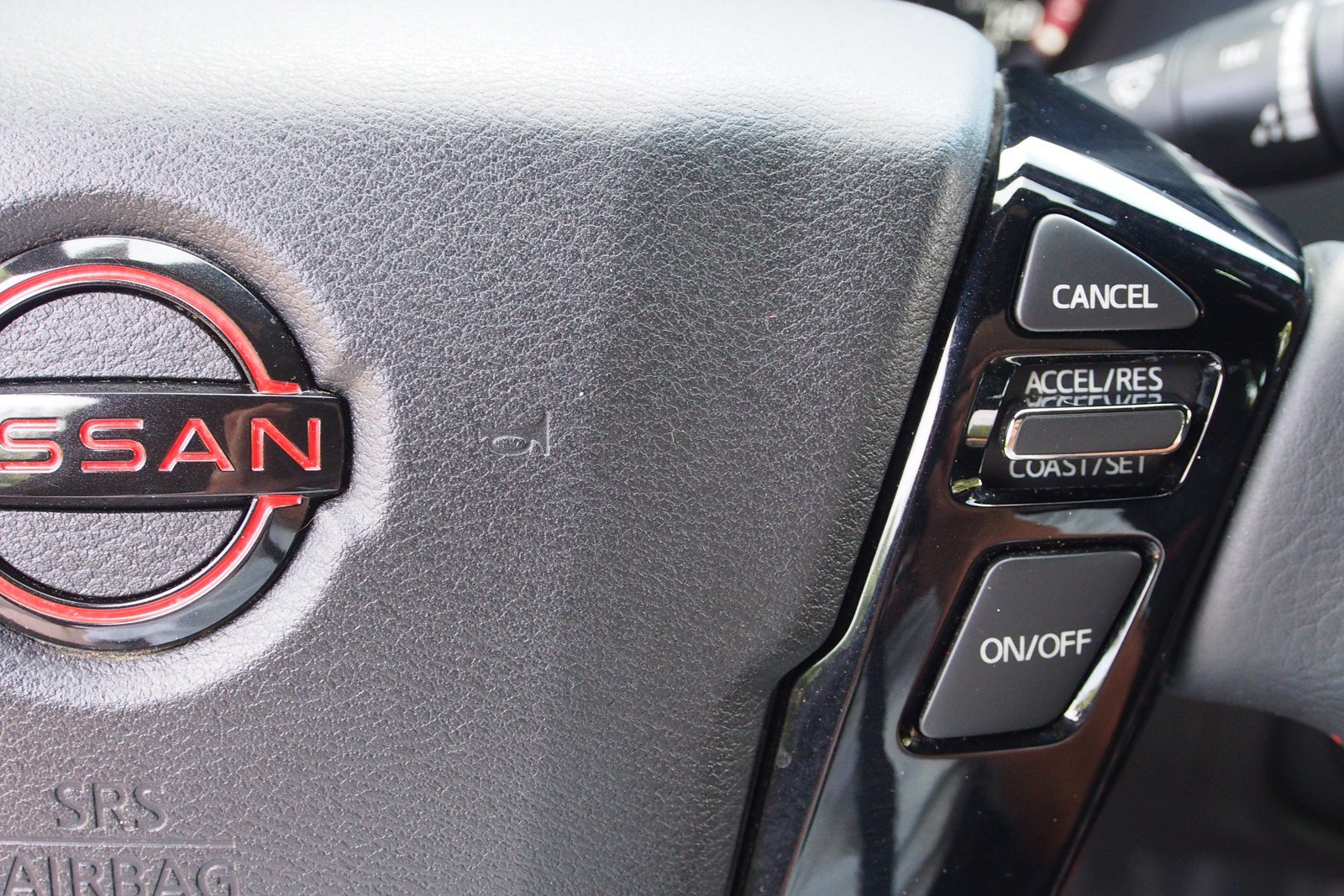 Used 2022 Nissan Frontier Pro-X RWD image 23