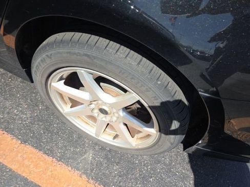 Used 2015 Ford Fusion SE FWD image 5