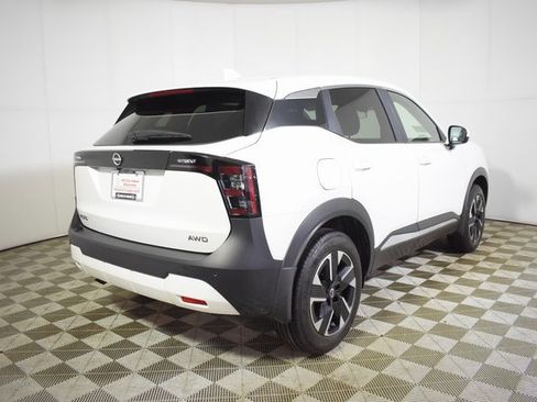 Certified 2025 Nissan Kicks SV image 4