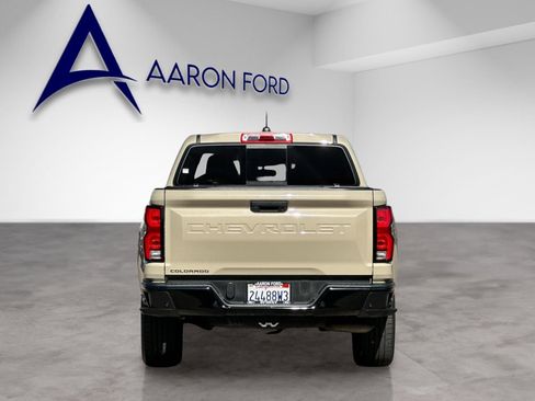 Used 2023 Chevrolet Colorado Z71 w/ Z71 Convenience Package 2 image 4