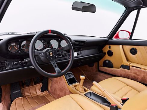 Used 1991 Porsche 911 Turbo RWD image 2