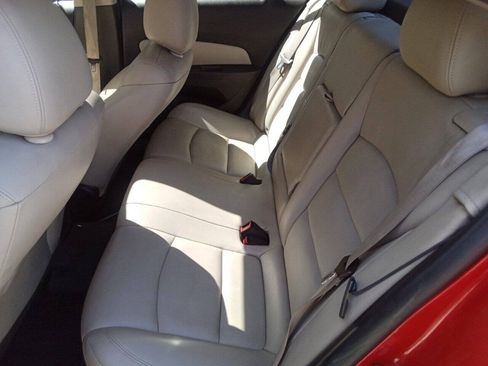 Used 2014 Chevrolet Cruze LT w/ RS Package FWD image 11