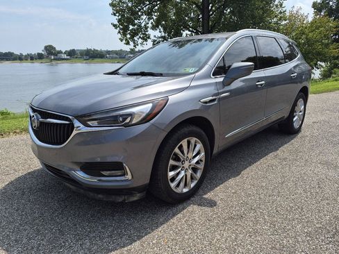 Used 2019 Buick Enclave Essence AWD/4WD image 1