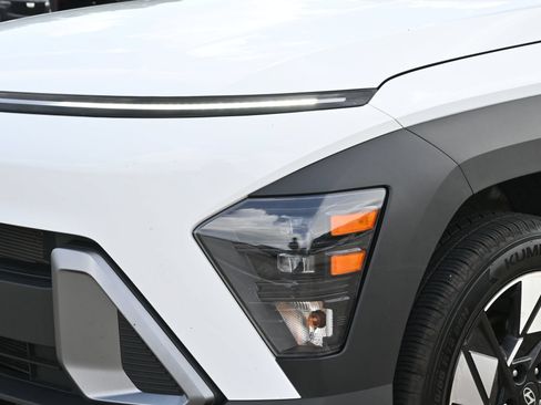 Used 2025 Hyundai Kona SEL AWD/4WD image 27