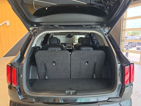 Used 2023 Kia Sorento SX FWD image 30