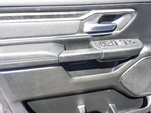 Used 2020 RAM 1500 Big Horn AWD/4WD image 18