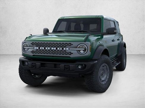 New 2025 Ford Bronco Badlands image 2