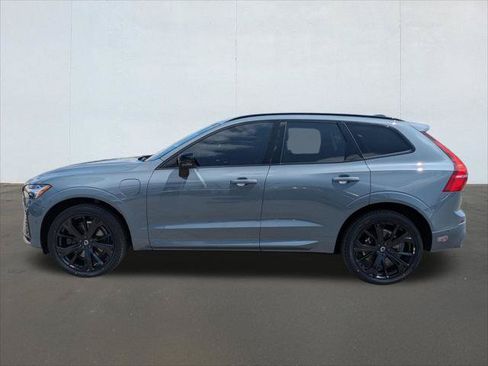 Used 2024 Volvo XC60 T8 Ultimate w/ Climate Package AWD/4WD image 2